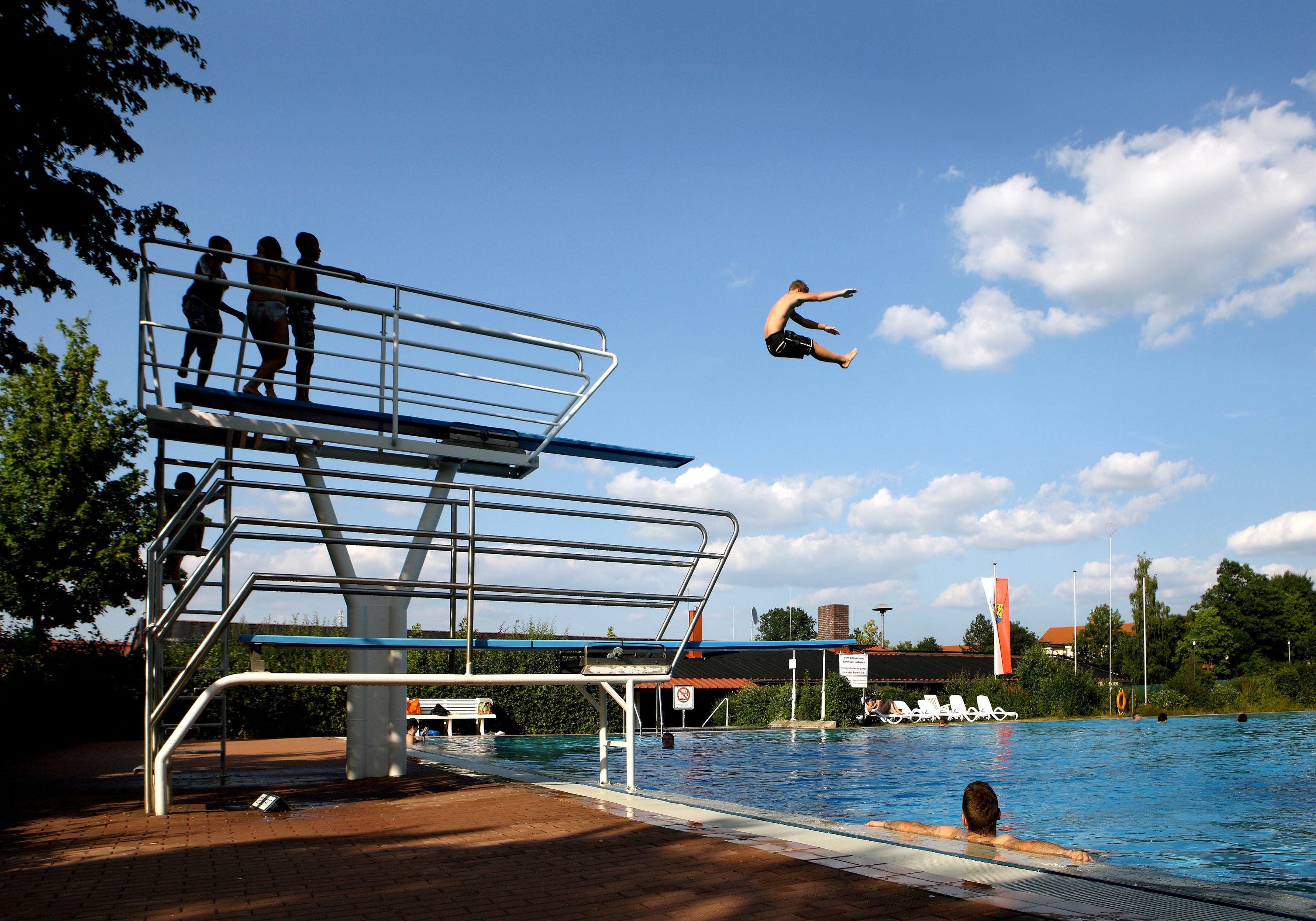 Sprungbrett Höhenschwimmbad, Foto: Stadt Vilseck - Petra Kellner