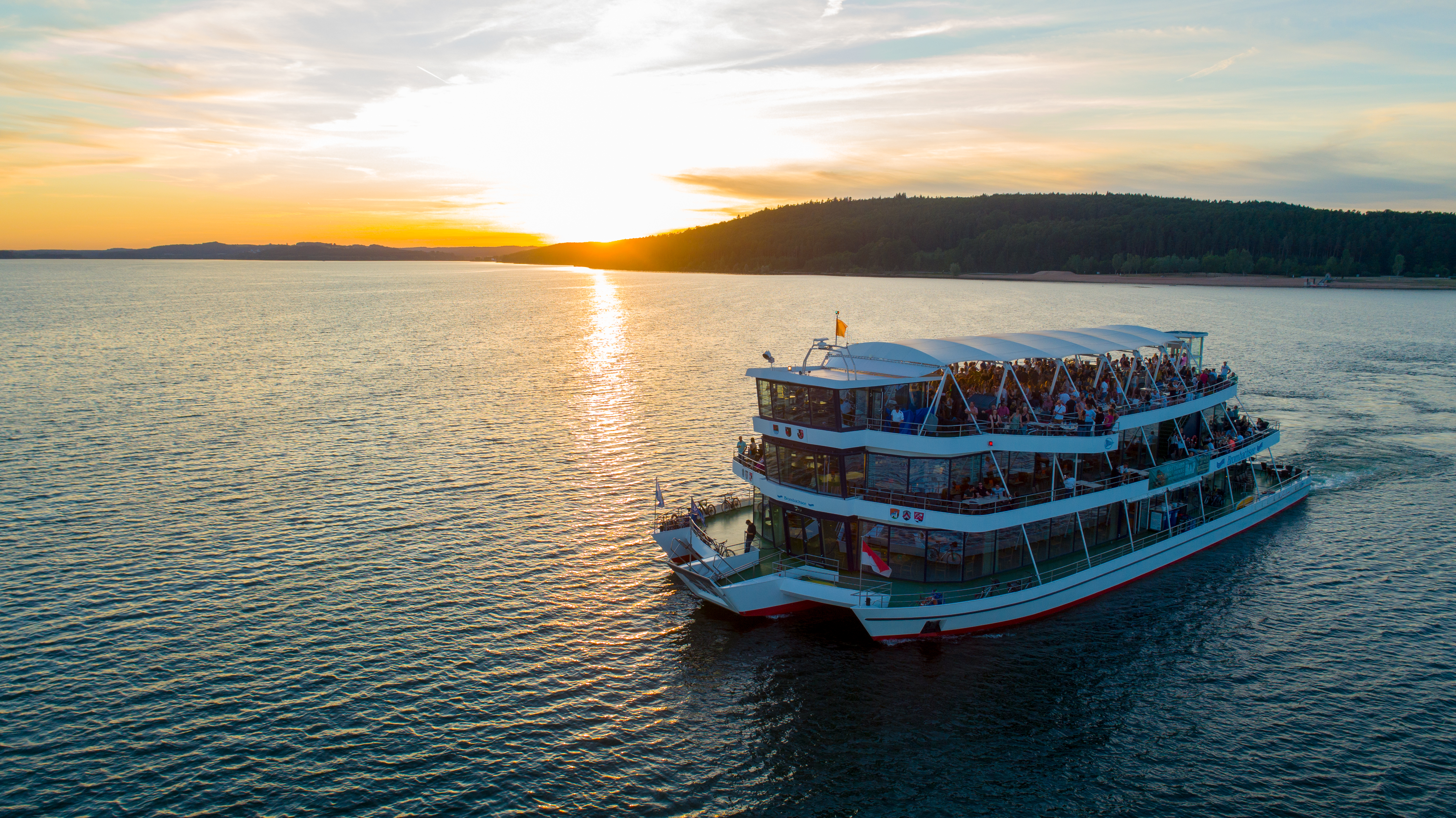 Sonnenuntergang auf der MS Brombachsee, Tourismusverband Fränkisches Seenland - Erlebnisschifffahrt Brombachsee