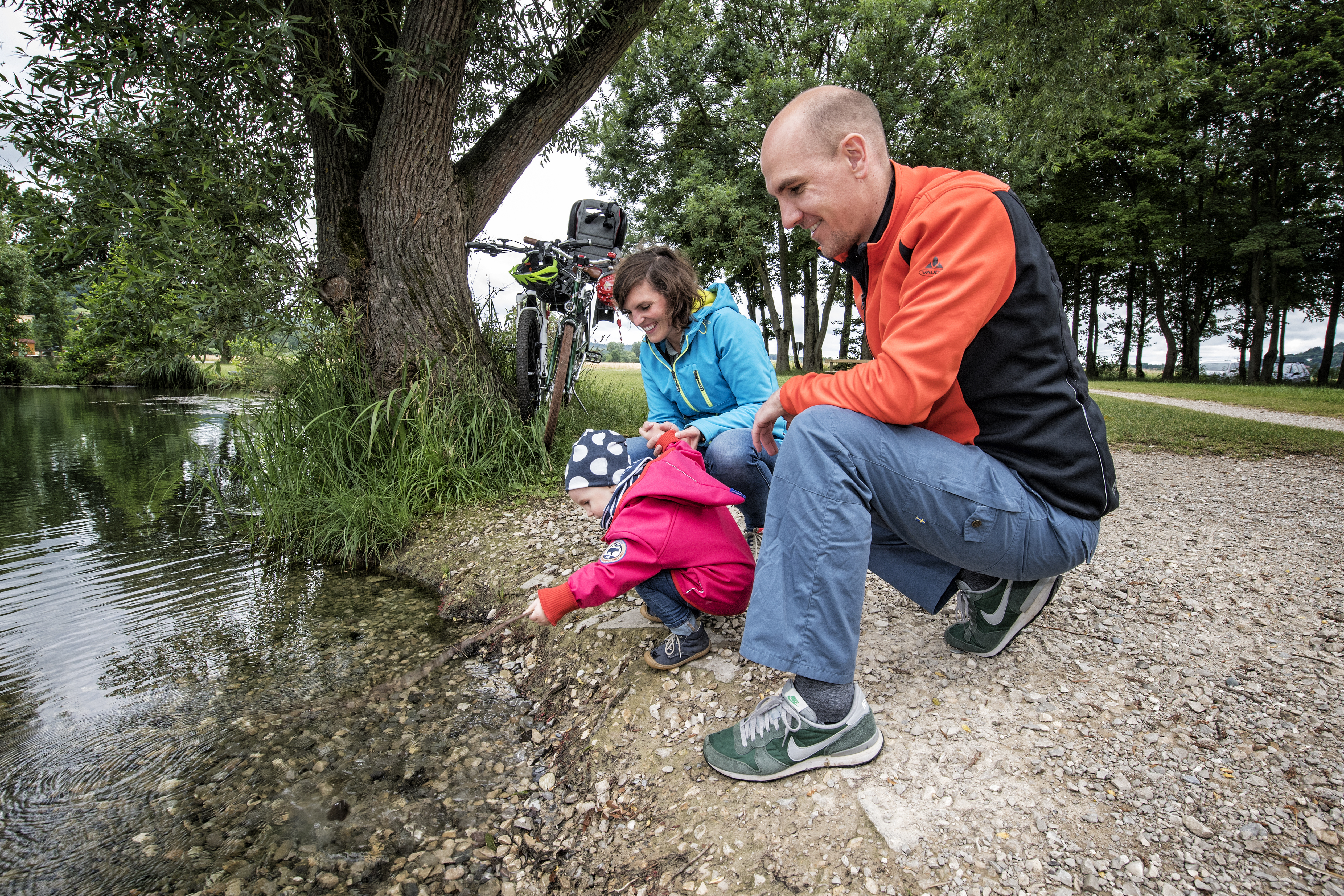 Familie am Baggersee, Foto: Nürnberger Land Tourismus - Florian Trykowski