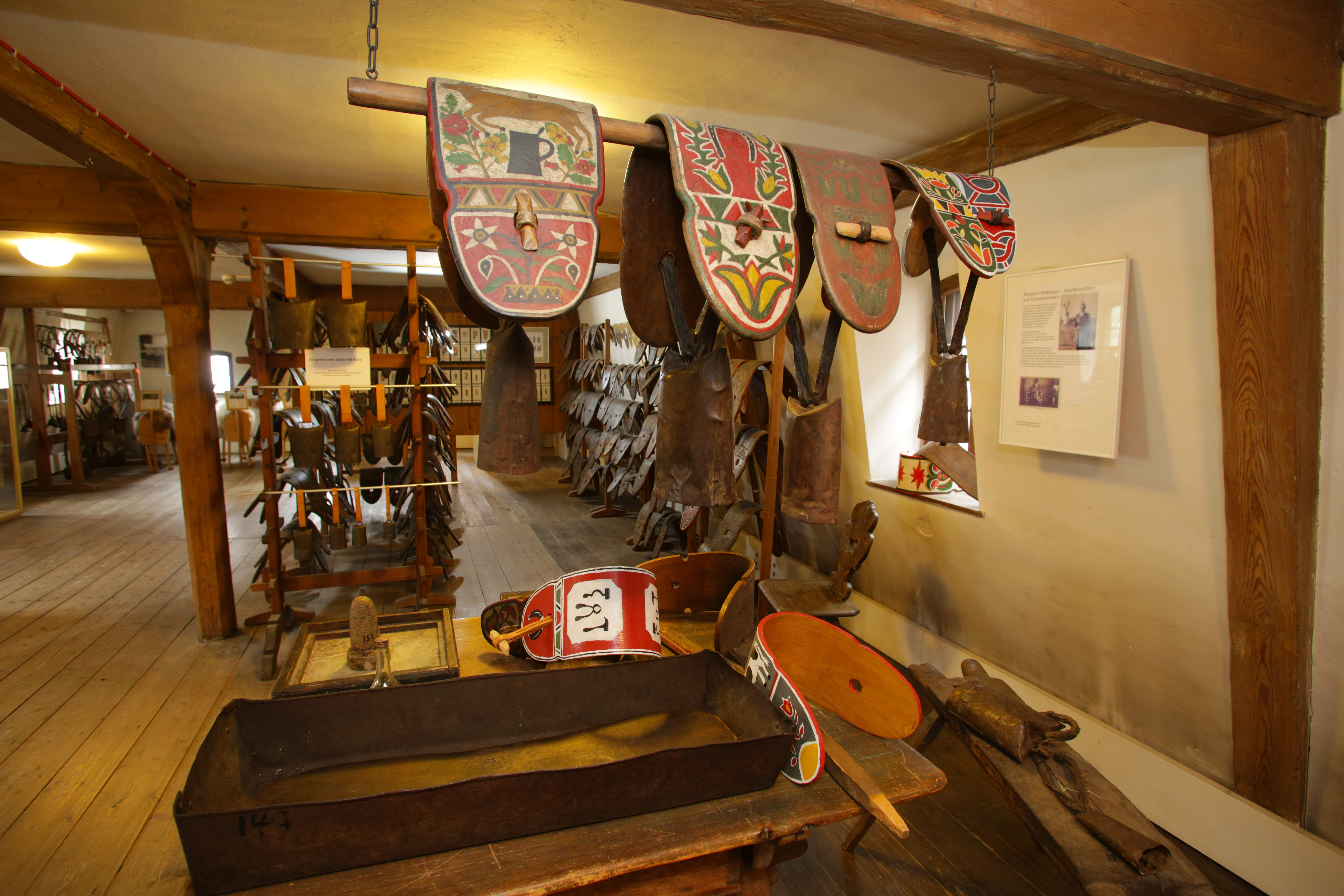 Schellenbögen im Deutschen Hirtenmuseum, Foto: Nürnberger Land Tourismus - Thomas Geiger