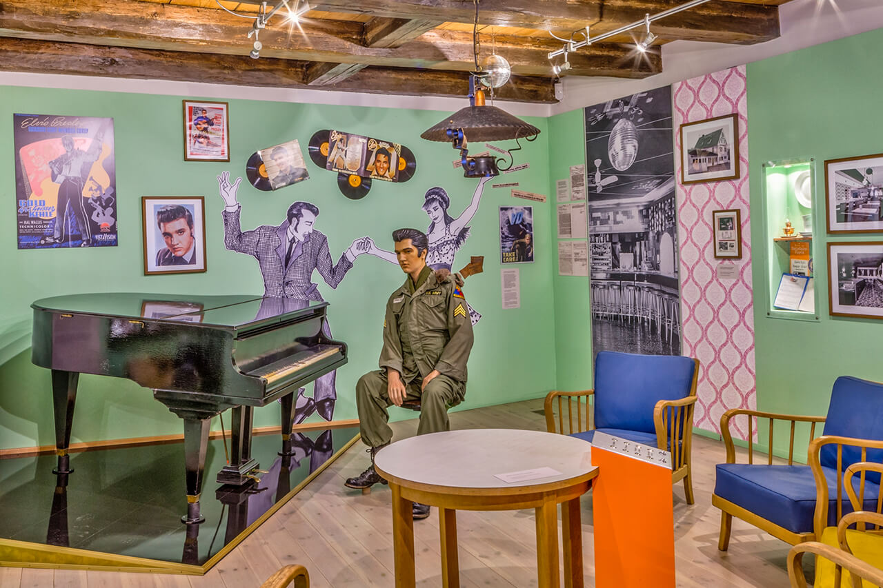 Elvis Presley im Museum, Foto: Tourismuszentrum Oberpfälzer Wald, Norbert Eimer