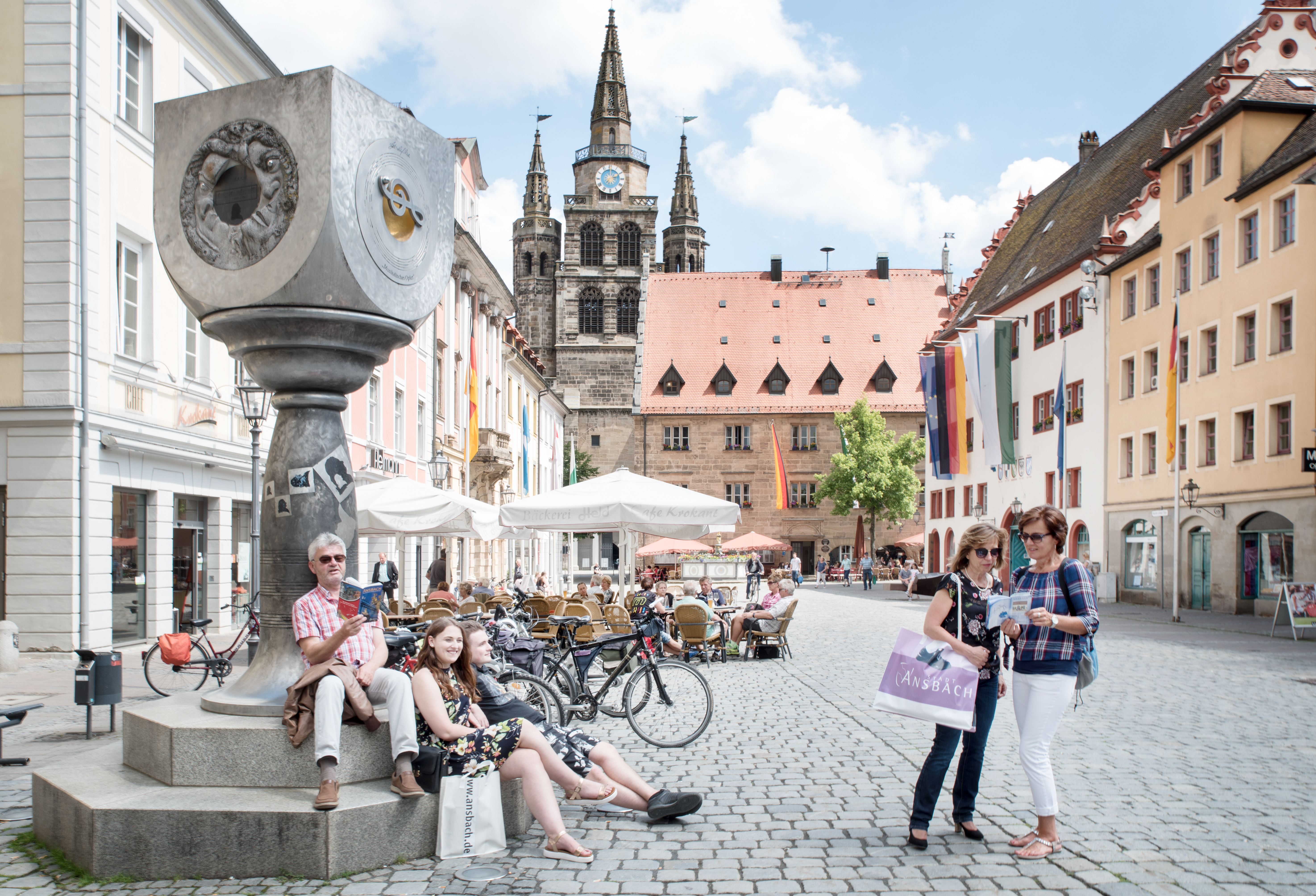 Gumbertuskirche, Foto: Jim Albright