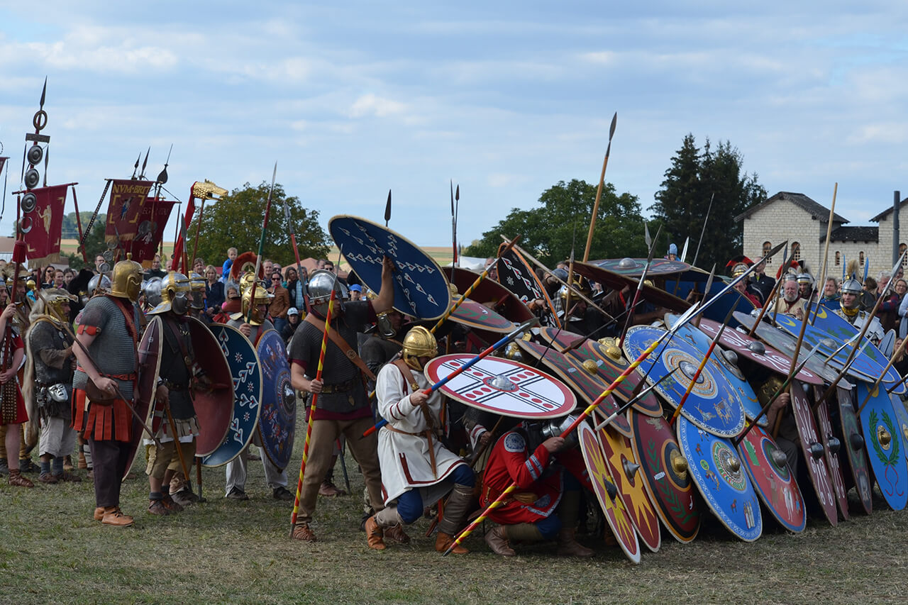 Soldaten auf dem Römerfest, Foto: Museen Weißenburg, Mario Bloier