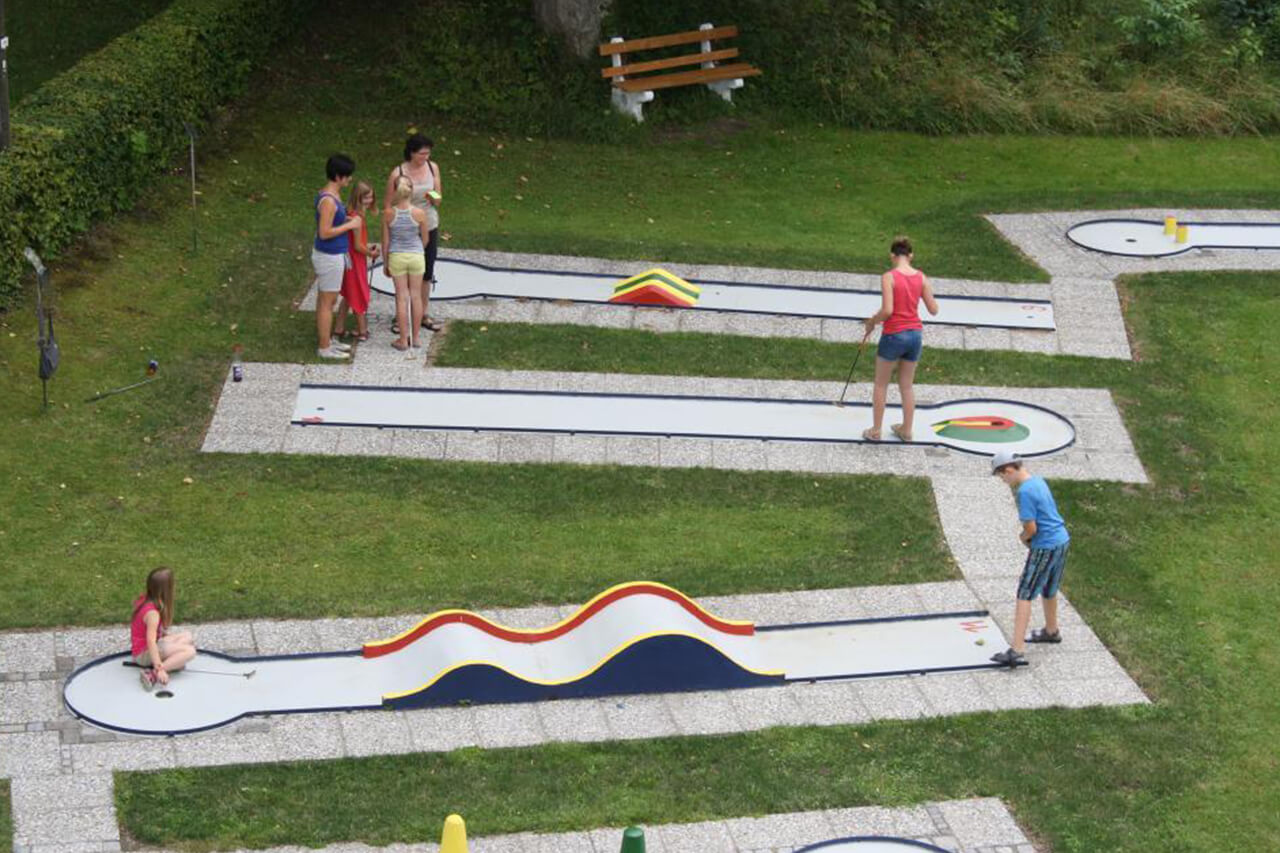 Minigolf Muggendorf, Foto: Touristinformation Muggendorf / Anke Messingschlager