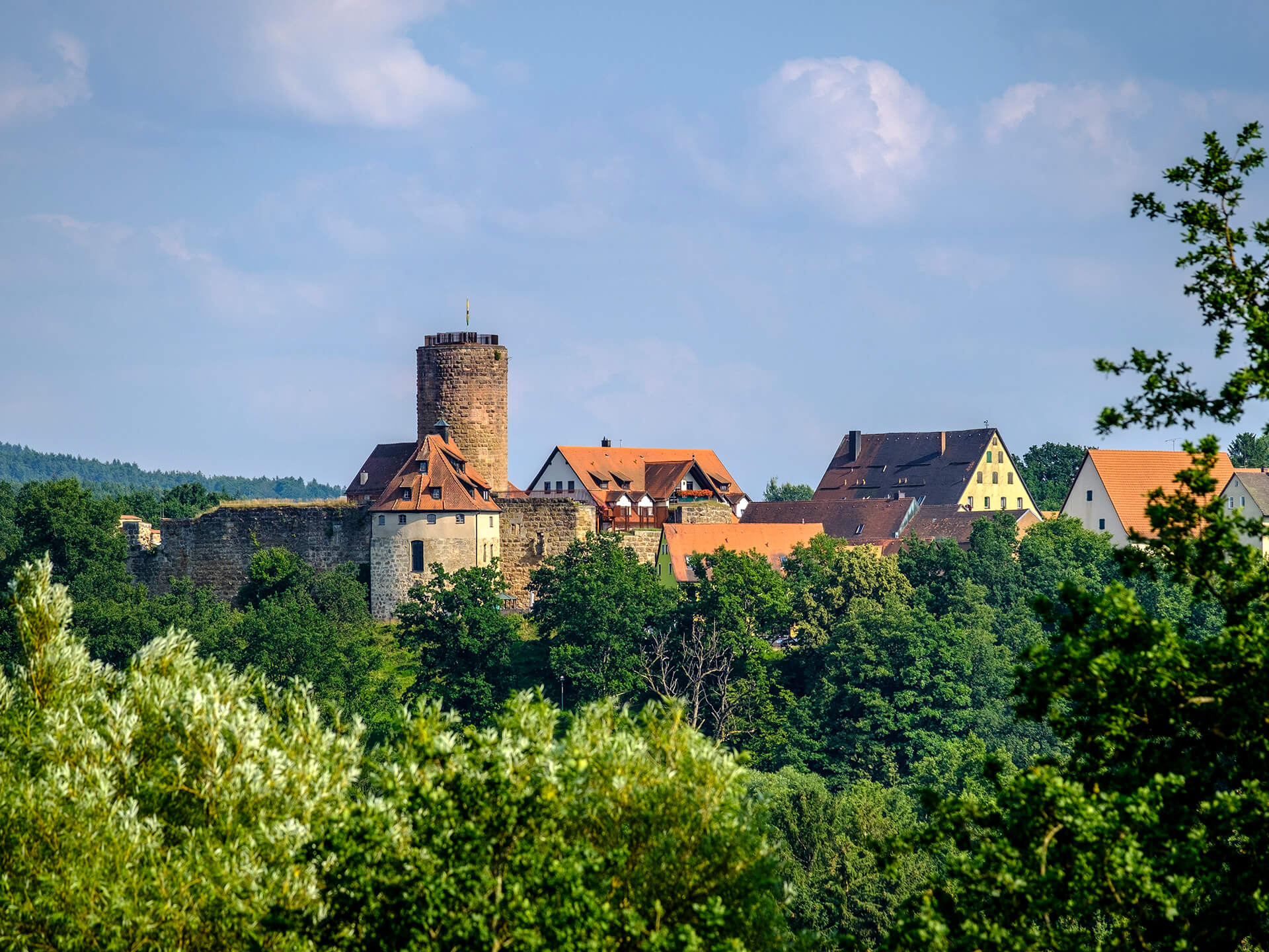 Ansicht der Burg Thann, Foto: NLT / Thomas Geiger