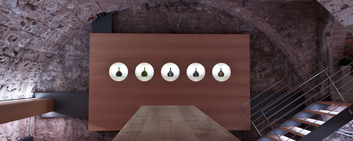 Weinverkostung mit Stil im historischen Keller, Foto: Weinhaus Nüsslein